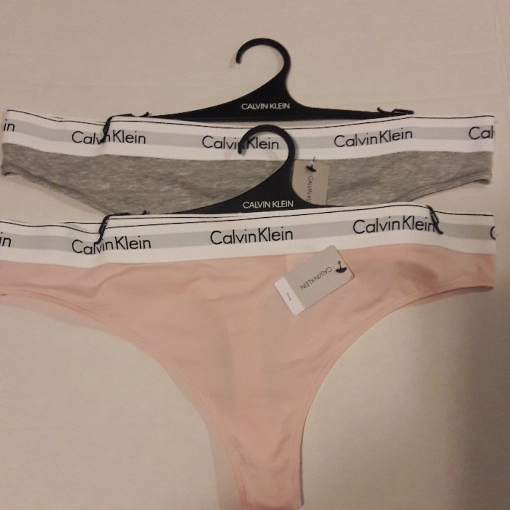 Calvin Klein Woman's Modern Cotton Thongs